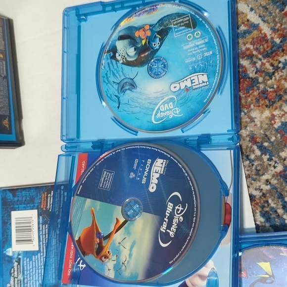 Misc. Titles Lot of 6 Blu Ray DVD's - Used Mixed Genres - Picture 5 of 8